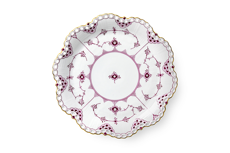 Product image of Purpur Dish with gold